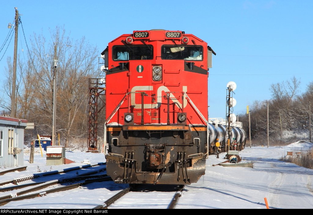 CN 8807